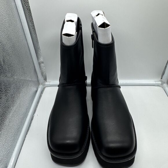 UGG Shoes - Size 8 Women’s UGG Cityfunc Mid Black